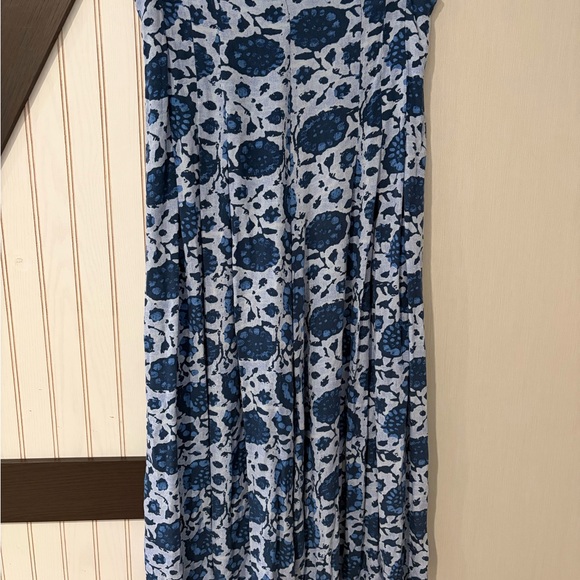 Free People Blue Floral Cropped Pants - Picture 2 of 11